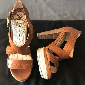 Modern Vintage Raffia platform heel